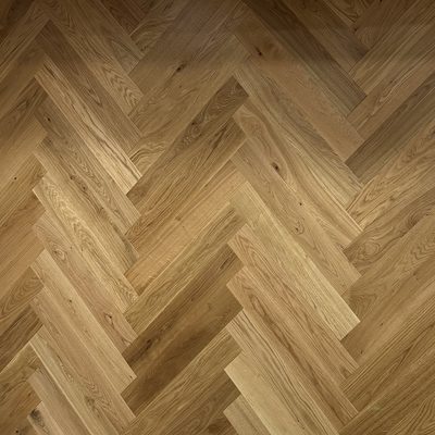 Parquet chevron carvalho - tom natural